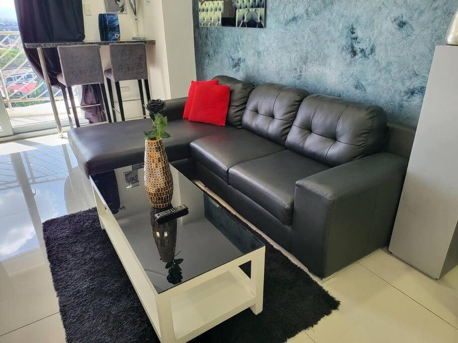 Kandi Tower 3, Premium 1Br With 2Cr & 2 Balcony. Анхелес Екстер'єр фото