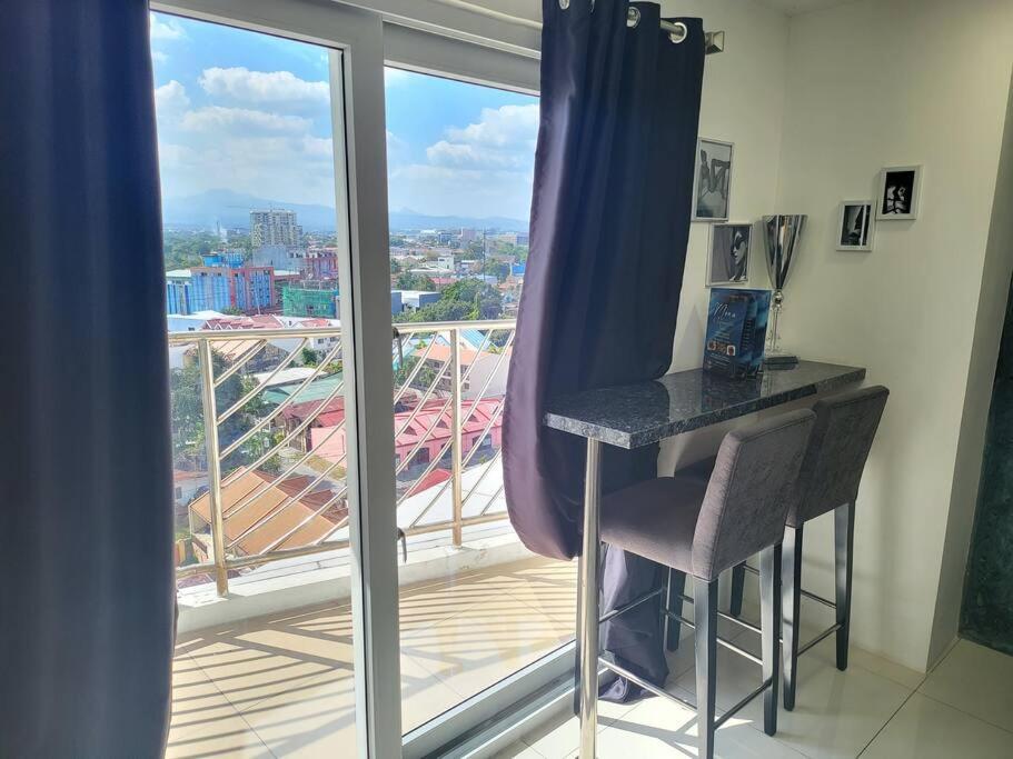 Kandi Tower 3, Premium 1Br With 2Cr & 2 Balcony. Анхелес Екстер'єр фото