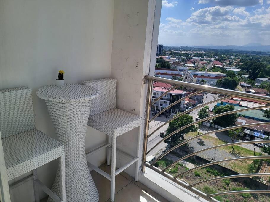 Kandi Tower 3, Premium 1Br With 2Cr & 2 Balcony. Анхелес Екстер'єр фото